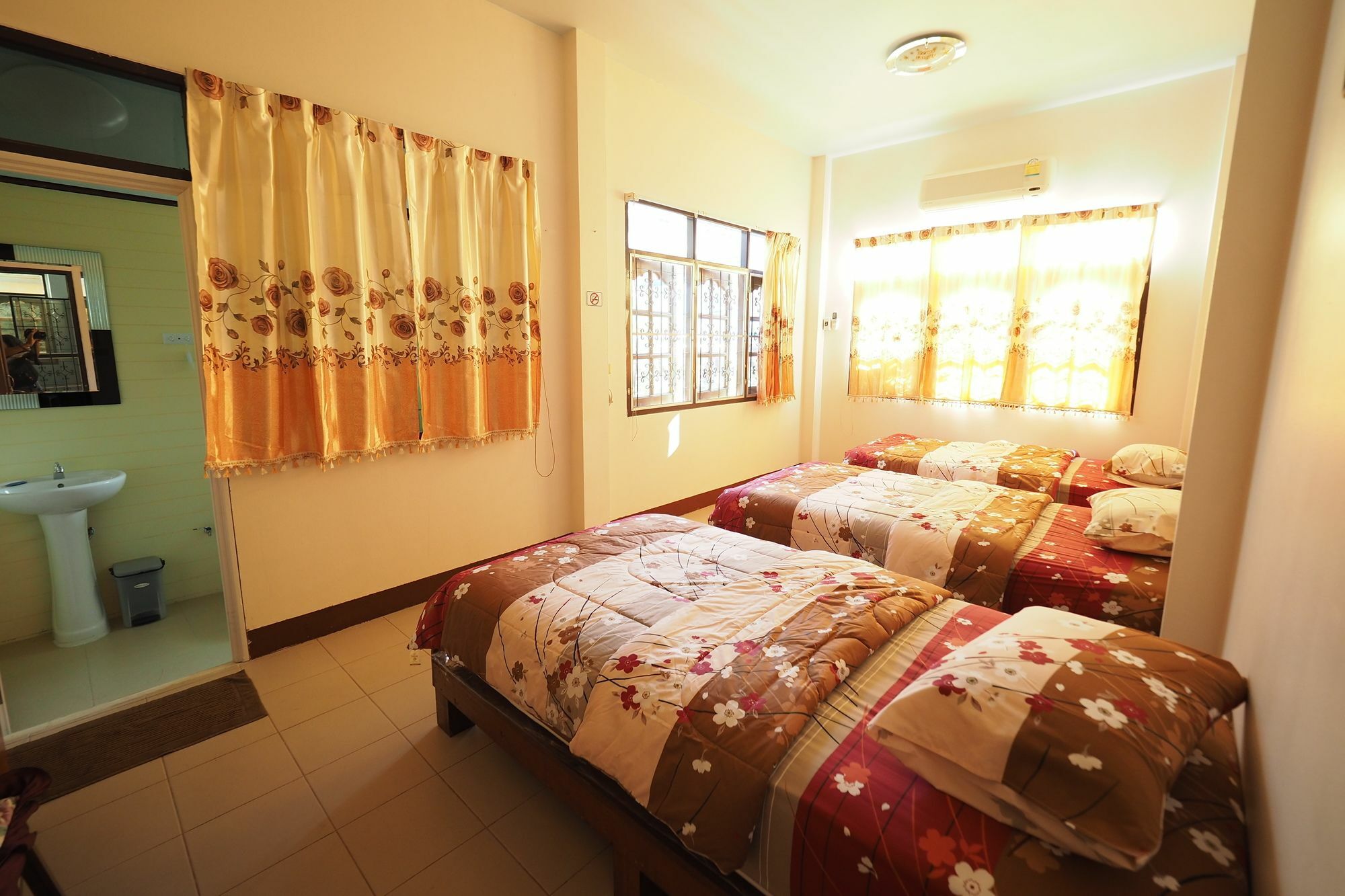 Hotel Ban Yenjid Phra Nakhon Si Ayutthaya Zewnętrze zdjęcie